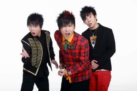 花儿乐队成员现状 【花儿乐队的成员】花儿乐队的成员有哪些_花儿乐队的成员