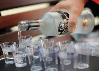 吃甲硝唑能喝酒吗 喝甲硝唑一天能喝酒吗?