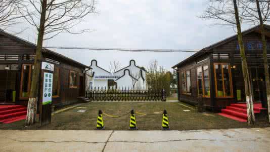 爱游客枫泾房车露营地 爱游客枫泾房车露营地 游客的移动城堡----房车