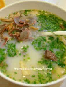 一碗牛肉粉丝汤的热量 “粉丝”众多的一碗粉丝汤?南京名小吃——【鸭血粉丝汤】