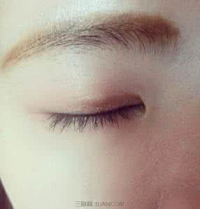 空姐妆容画法步骤 简单的韩式妆容画法步骤