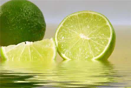 柠檬多少钱一斤 新鲜柠檬多少钱一斤 新鲜柠檬价格成倍增长 甚至一斤达15元以上