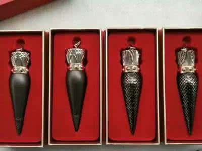 苏美尔女王对战技巧 口红是谁发明的(苏美尔女王)?口红的起源与发展历程!