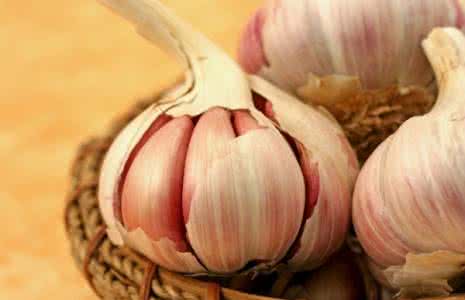 大蒜的八大功效与作用 大蒜对健康的4大功效与作用