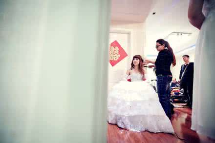 一场婚礼没有新娘真相 婚礼摄影:如何让新娘更上相