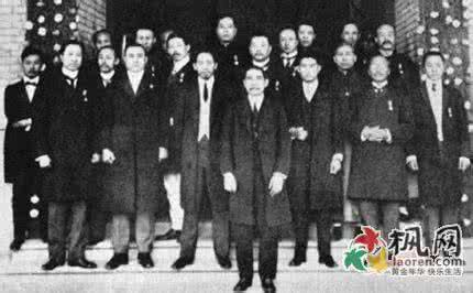 袁世凯妥协 革命党为何与袁世凯妥协:很多人急于享受放纵