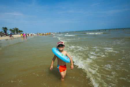 北海银滩天下第一滩 北海银滩,天下第一滩