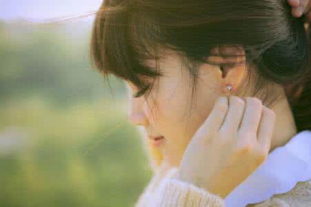 鼠标滑过声音 听风，滑过指尖的声音【美文欣赏】