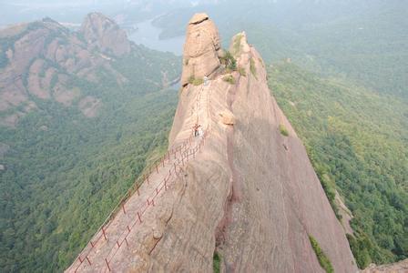 徐霞客 飞天山，徐霞客眼中的寸土佳丽