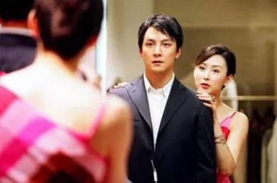 女人美不美，男人要负一半的责任