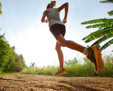 有氧运动后的拉伸 预防受伤：有氧运动前后的拉伸动作（跑步，单车，跳绳等）