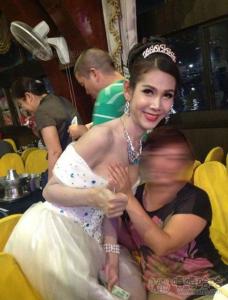 医生占女人便宜视频 不能占哪些女人的便宜