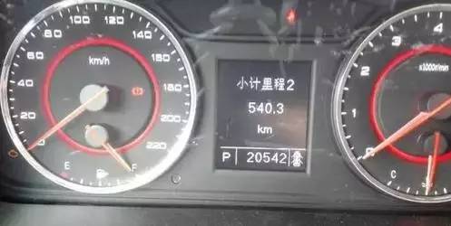 机油颜色更换判断图 【图】大家是多少公里换机油的？不要再5000公里换机油了（转帖）
