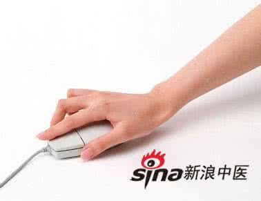 手麻的五种征兆 手麻可能是疾病征兆