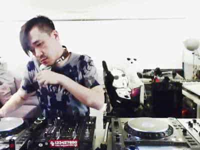 守望先锋比赛冠军 访谈2014年先锋DJ比赛全国总冠军DJBenny 先锋dj
