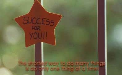 争吵的日子 有烟火的生活，才叫滋润。有争吵的日子，才叫别扭。有牵挂的思念，才叫恋爱。有谦让的岁月，才叫婚姻。