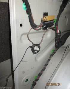 安装倒车雷达要破线吗 安装倒车雷达要破线吗？