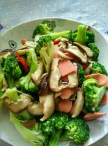 西兰花的做法 西兰花炒鲜菇的做法