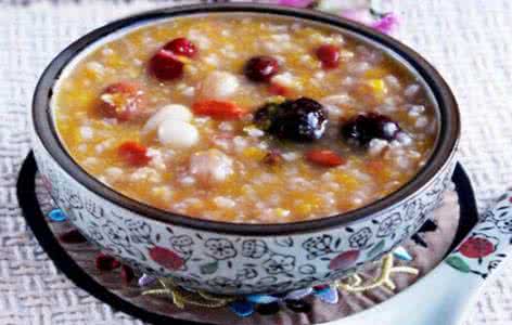 腊八粥 腊八粥因“腊月初八”得名 其实不止8种原料