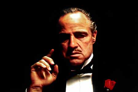 马龙白兰度 教父 马龙一开口，我就知道他是教父