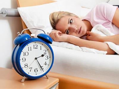 治疗顽固性失眠 失眠患者的福音，一针入梦，7针根治顽固性失眠！