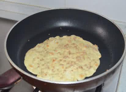 鸡蛋煎肉饼的做法 肉末鸡蛋煎饼