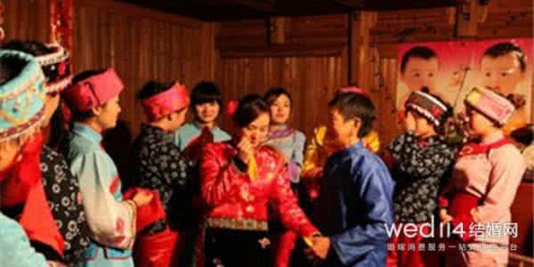 结婚风俗 中国婚礼的习俗有哪些_结婚风俗