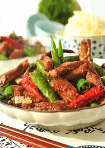 杭椒牛柳怎么做才嫩 超嫩滑杭椒牛柳
