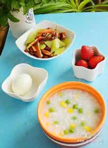 胡萝卜早餐饼 (1)秋季孩子早餐之一——胡萝卜碎肉粥套餐