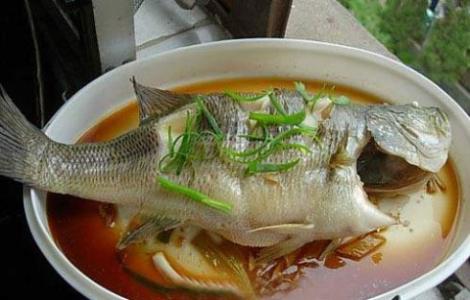 家常清蒸鱼的汁怎么调 清蒸鱼调汁配方(图)