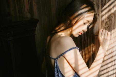 深藏心底的回忆 有一种情，深藏在心