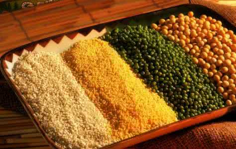 吃粗粮的注意事项 吃粗粮的注意事项 食用粗粮时要注意什么