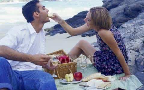 心理测试方式 心理测试：与爱人相处方式，水声告诉你