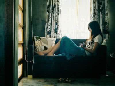 学会一个人生活 学会一个人生活，不论身边是否有人疼爱