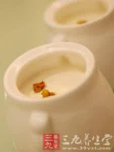 自制酸奶什么时候放糖 自制酸奶 酸奶什么时候喝好