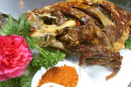 满汉全席菜品 创新特色菜品——满汉酥羊腿（附自制腌料配方）