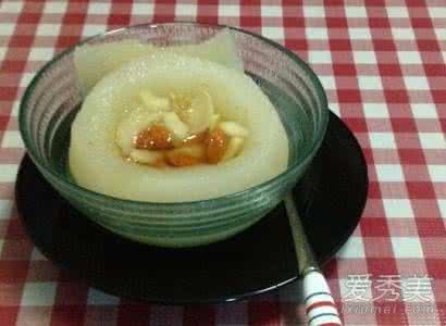 小狗一直咳嗽咳咳咳咔 “咳咳”咳嗽咳不停?中医推4穴位+3药膳止咳