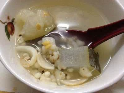 产妇坐月子食谱大全 产妇吃什么好?产妇坐月子食谱大全