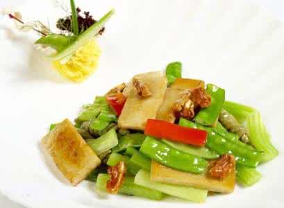 蒜香油麦菜 蒜香炒双花 先来一个清肠菜