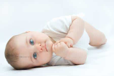 猴年女宝宝缺火取名字 夏天出生的猴宝宝取什么名字好