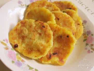 香葱土豆饼 土豆控一定爱吃的葱香土豆饼