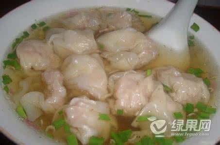 辣油小馄饨 属于夜晚的馄饨，阿要辣油？