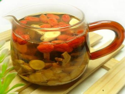 黄芪治早搏 补虚药黄芪泡水 踢走早搏