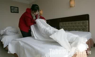 一个人套被套 如何快速一个人套被套(图解)