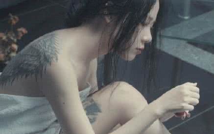 优雅又有深度的诗句 做一个既优雅又有深度的女子