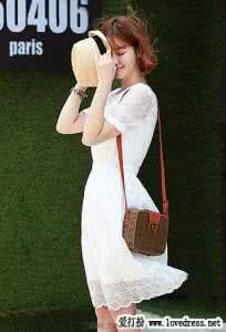 蕾丝半身裙长裙 蕾丝裙 让女人味悄然绽放