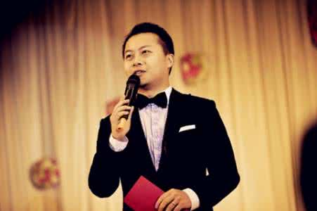 婚礼司仪主持台词 单人主持婚礼台词
