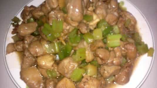 芹菜炒肉的做法 芹菜炒羊腿肉的做法