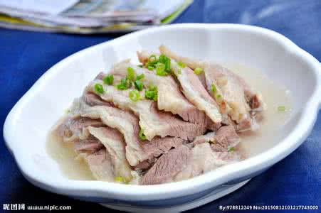 清蒸羊肉怎么做 清蒸羊肉