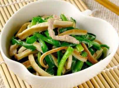 韭菜食用禁忌 韭菜食用禁忌 产妇能吃韭菜吗？产妇吃韭菜的食用禁忌